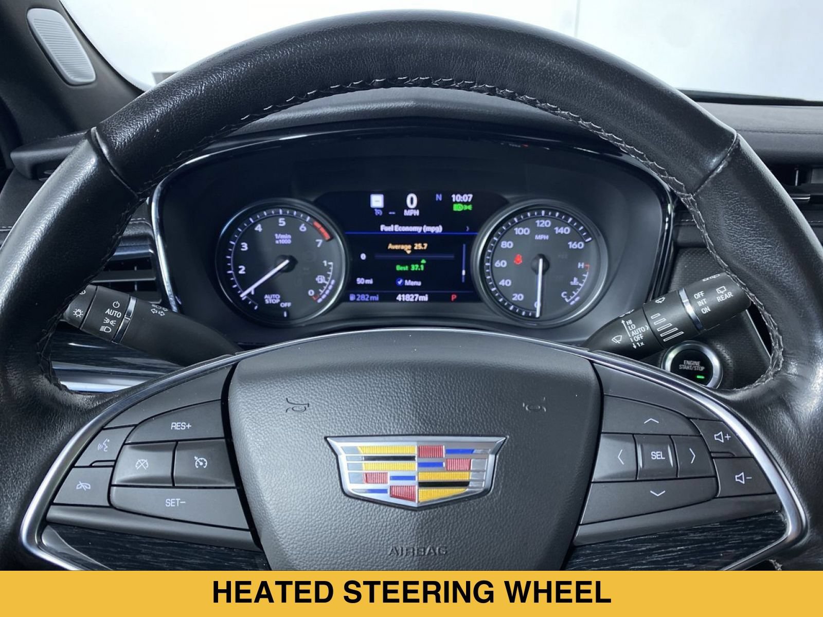Certified 2023 Cadillac XT5 Premium Luxury w/ Technology Package FWD image 3