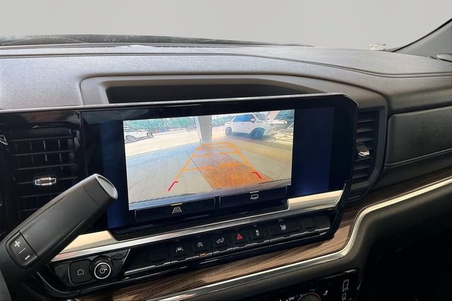 Used 2023 Chevrolet Silverado 1500 LT AWD/4WD image 11