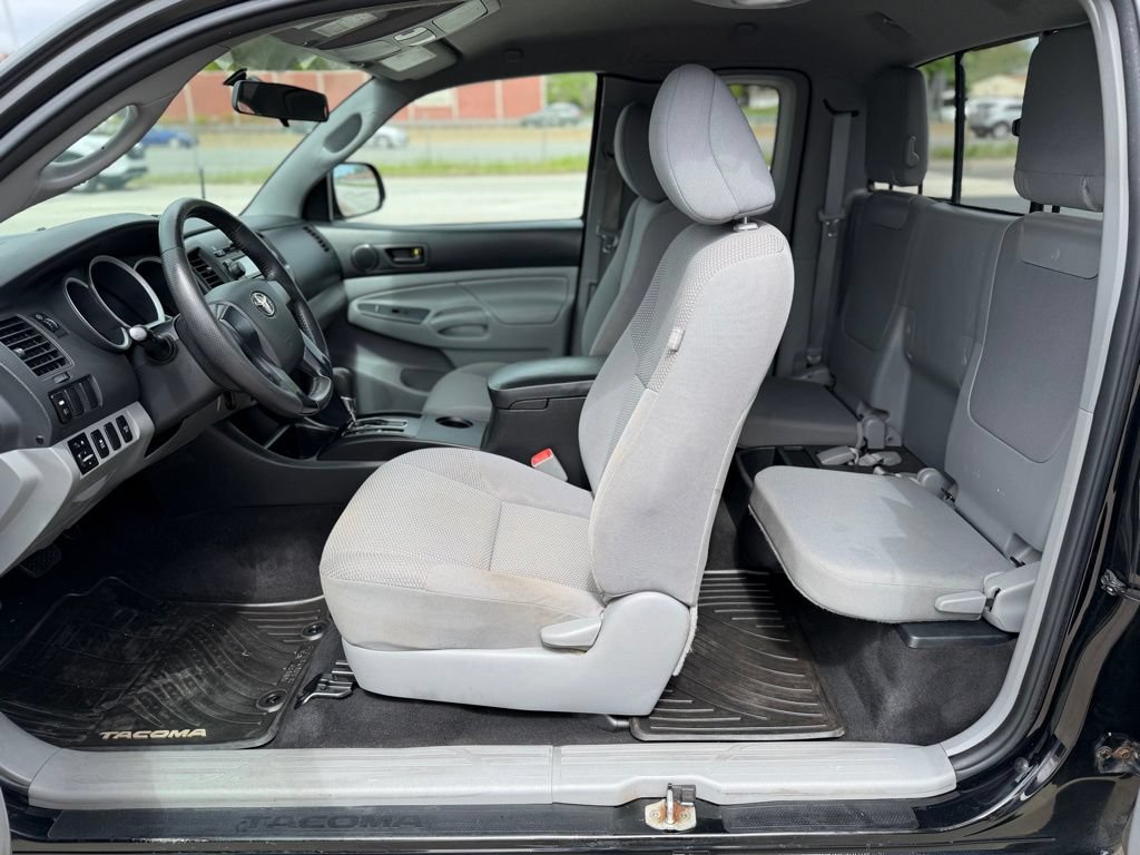 Used 2012 Toyota Tacoma 4x4 Access Cab w/ Convenience Pkg image 13