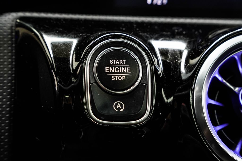 Used 2022 Mercedes-Benz CLA 250 image 31
