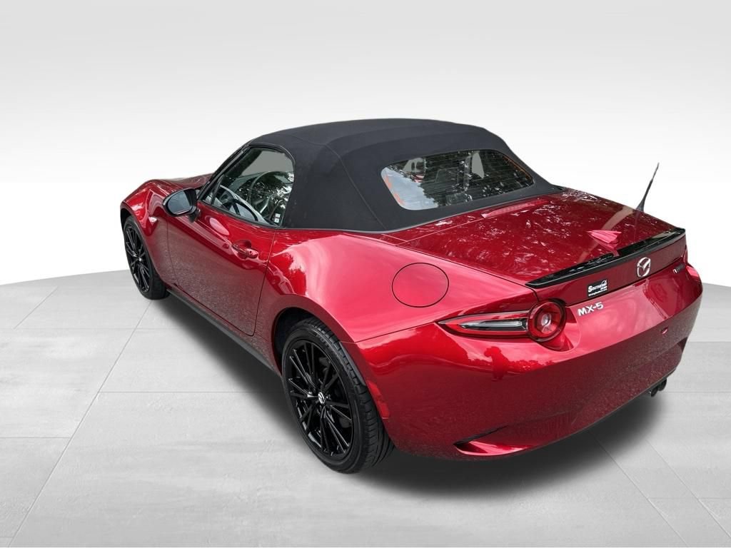 Used 2025 MAZDA MX-5 Miata Club RWD image 3