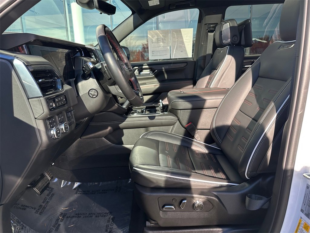 Used 2025 GMC Yukon XL AT4 Ultimate image 21