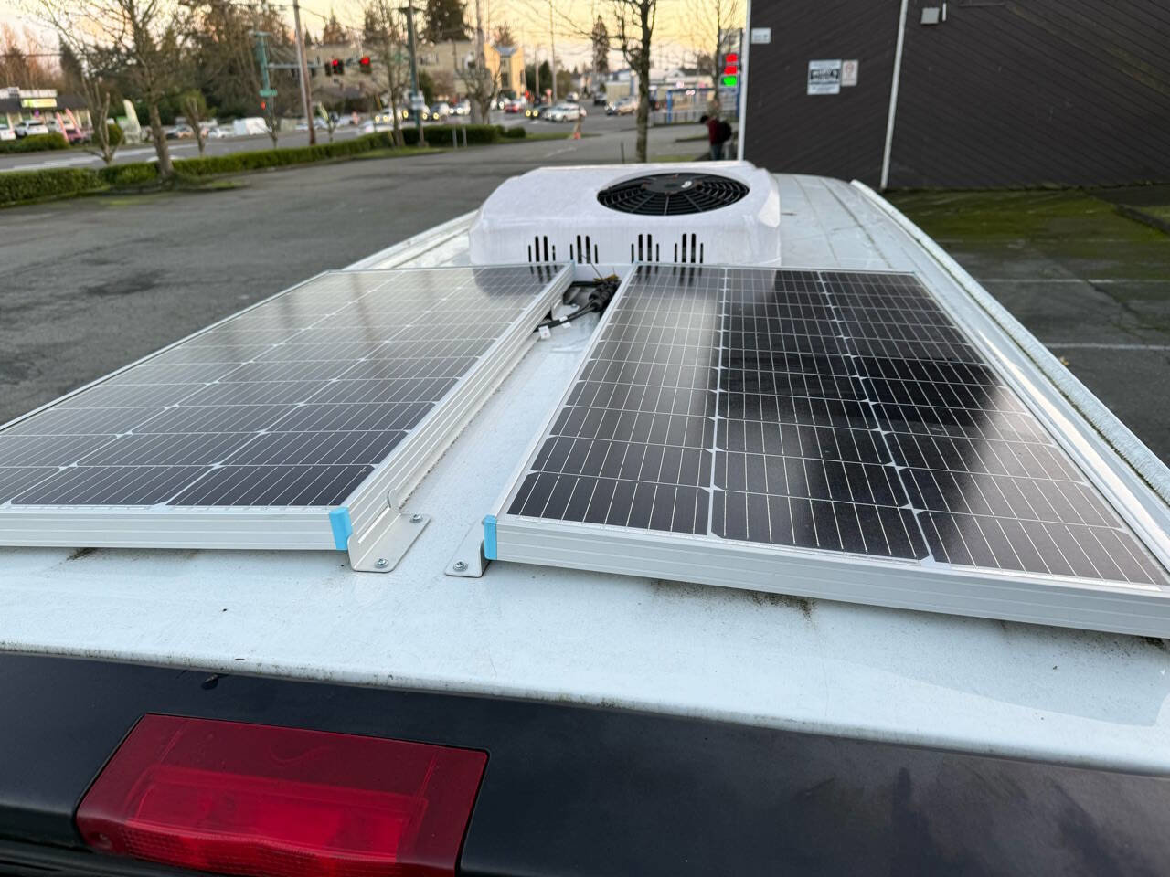 Used 2016 GMC Savana 2500 2500 3dr Extended Cargo Van w/ image 20