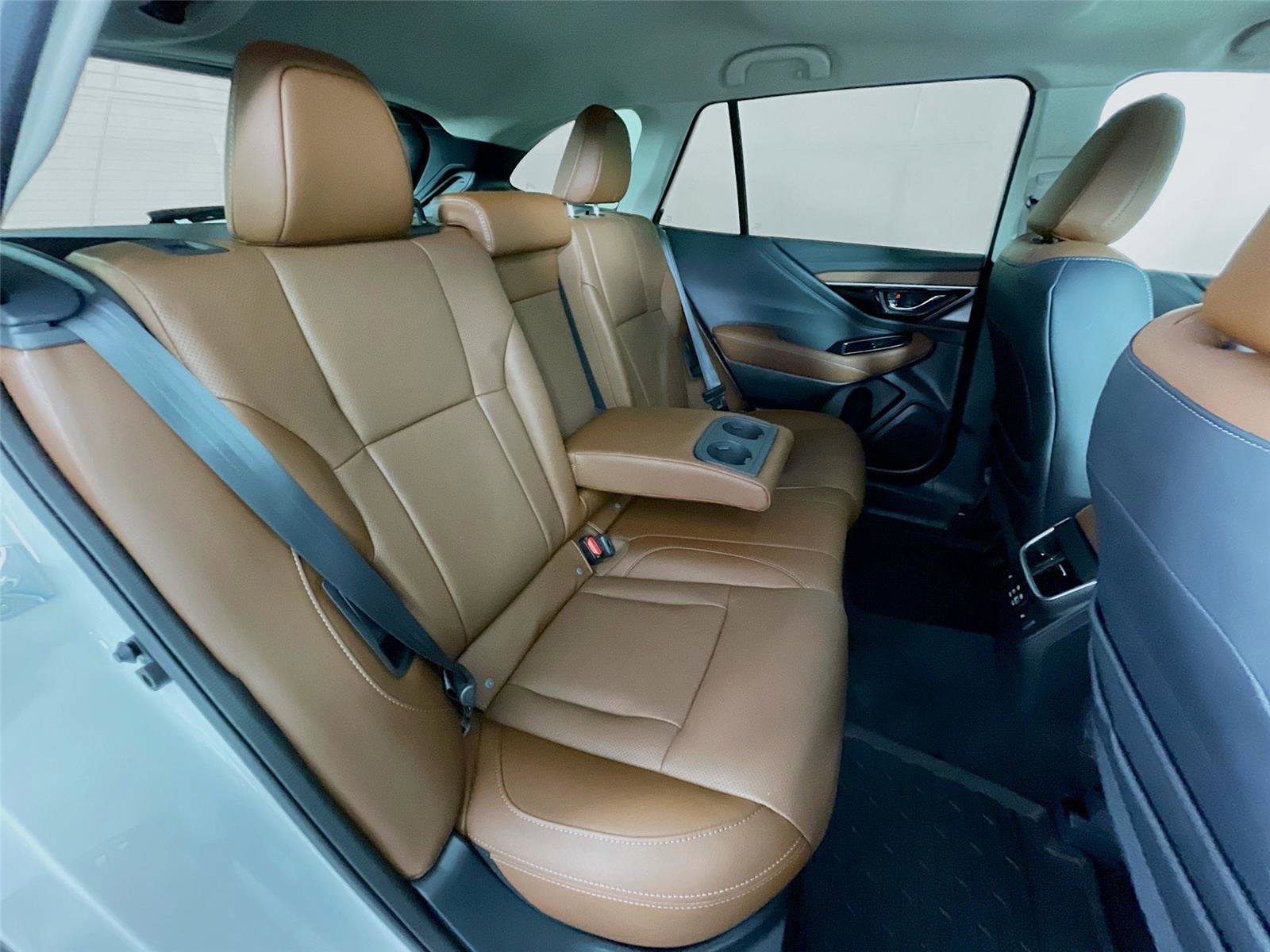 Certified 2025 Subaru Outback Touring image 33