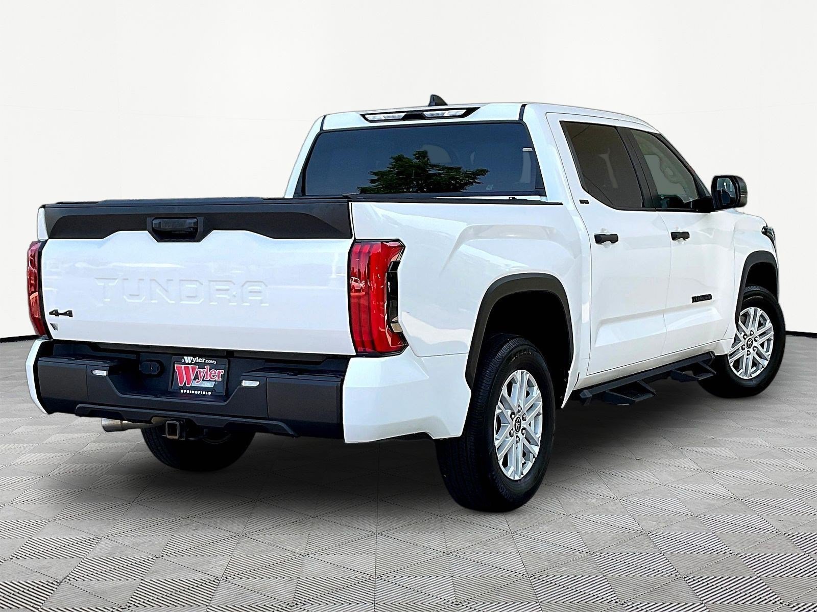 Used 2024 Toyota Tundra SR5 AWD/4WD image 6