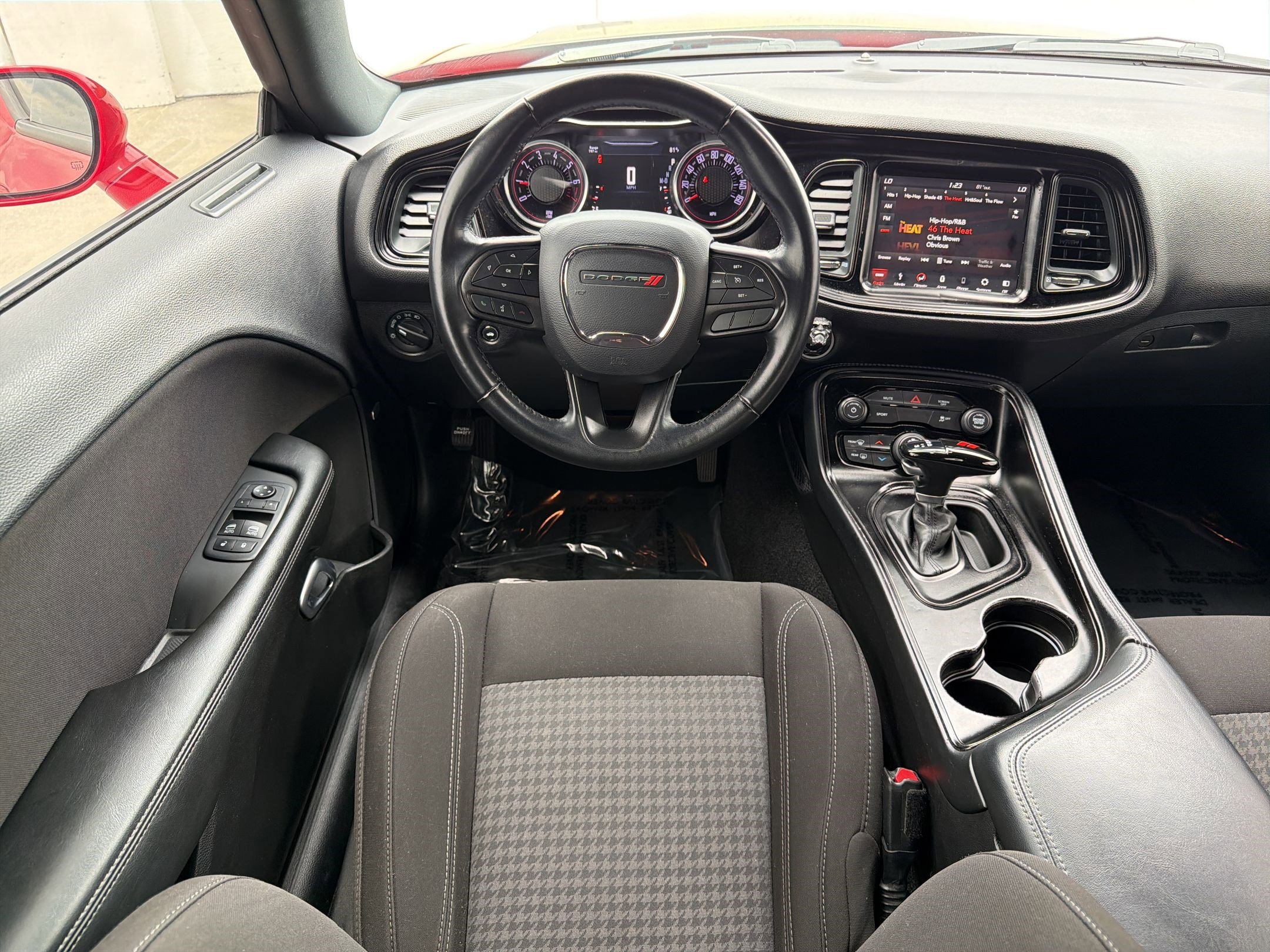Used 2023 Dodge Challenger SXT RWD image 26
