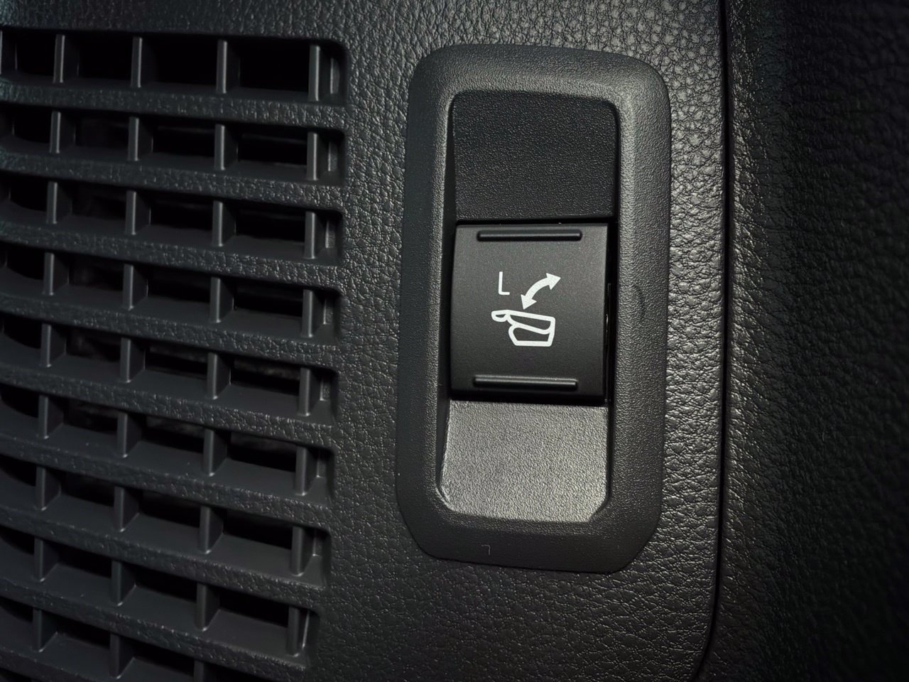 New 2026 Toyota Sequoia 1794 Edition AWD/4WD image 16