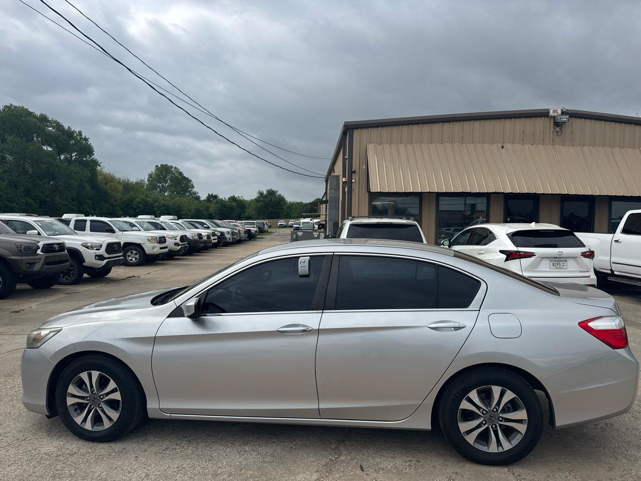 Used 2015 Honda Accord LX image 33