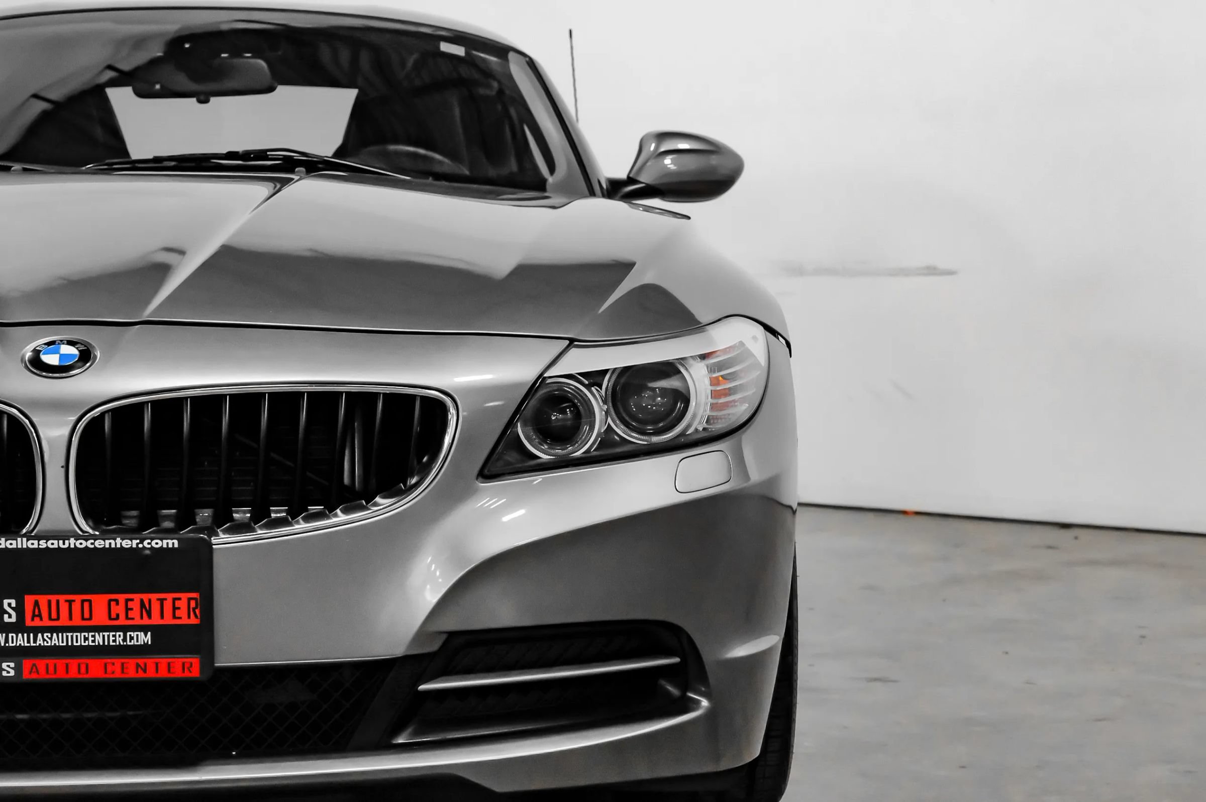 Used 2010 BMW Z4 sDrive30i RWD image 33
