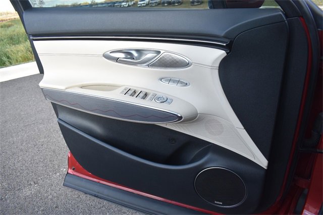 Used 2022 Genesis GV70 2.5T w/ Advanced Package image 36