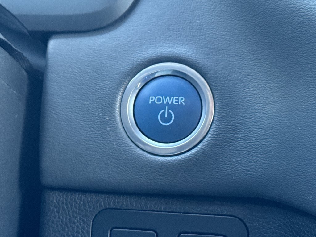 Used 2024 Toyota Sequoia Platinum RWD image 18