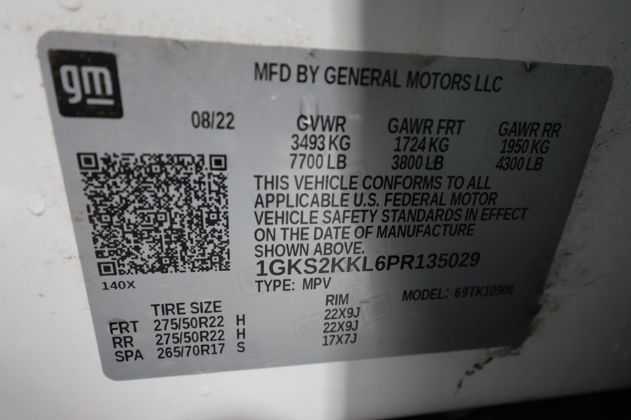 Used 2023 GMC Yukon XL Denali Ultimate AWD/4WD image 38