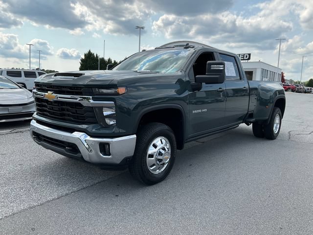 Used 2026 Chevrolet Silverado 3500 LT w/ Safety Package