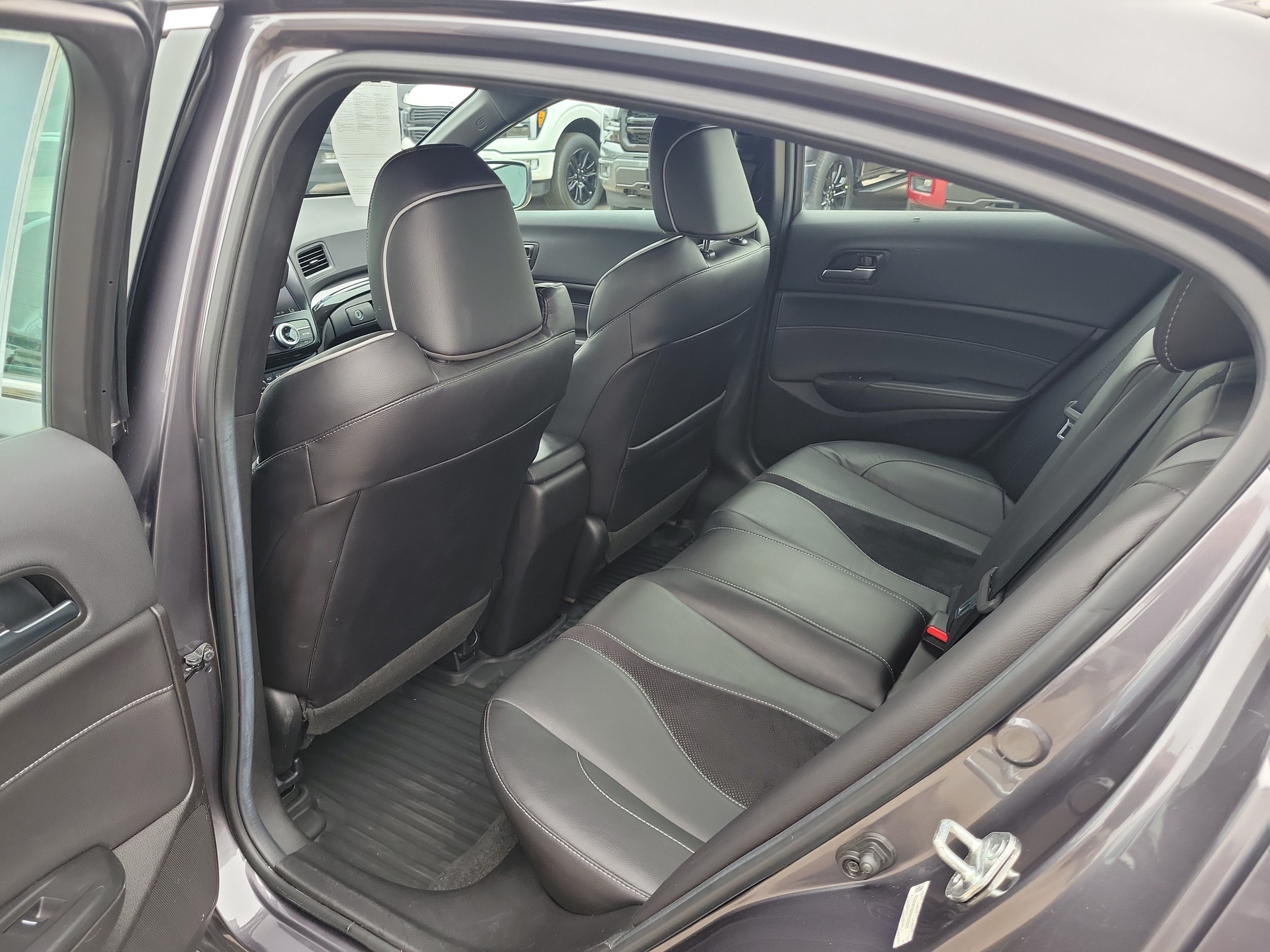 Used 2022 Acura ILX w/ Premium & A-SPEC Package FWD image 12