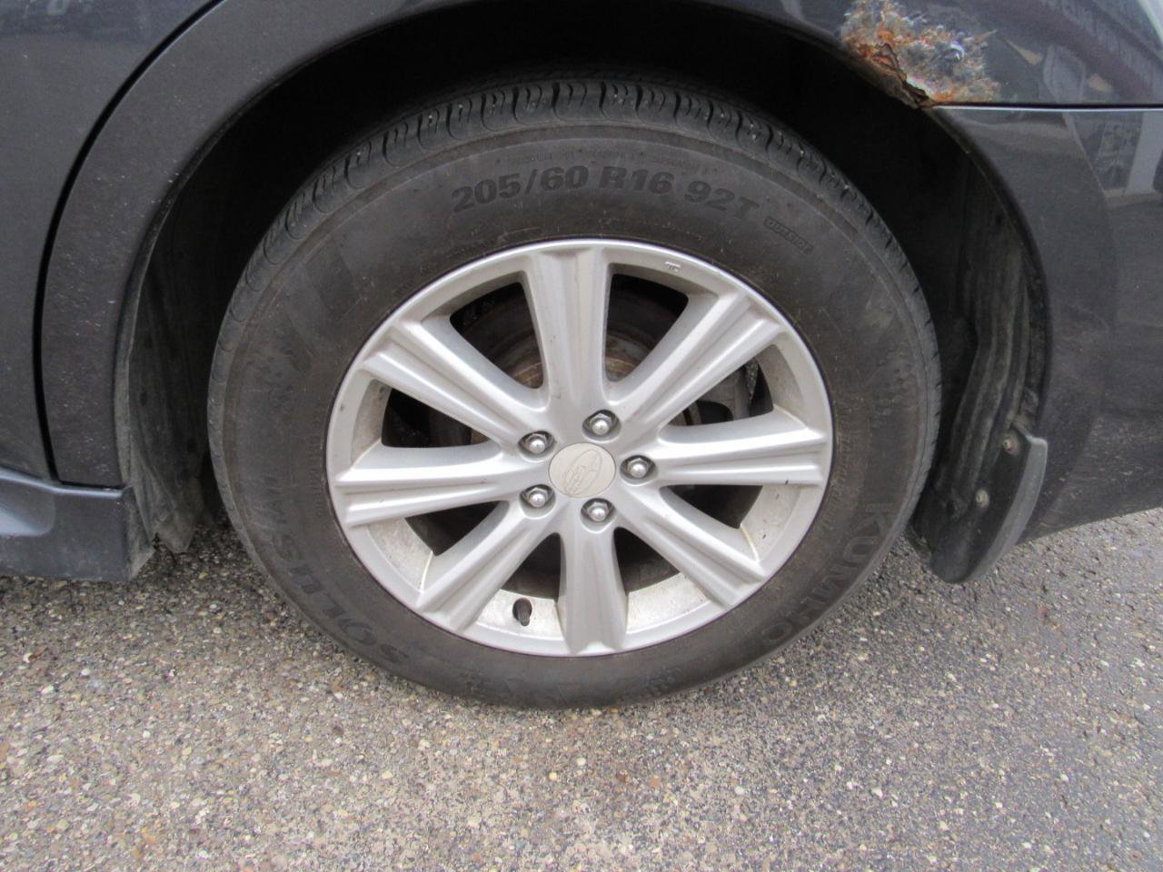 Used 2012 Subaru Legacy 2.5i w/ Alloy Wheel Pkg image 11
