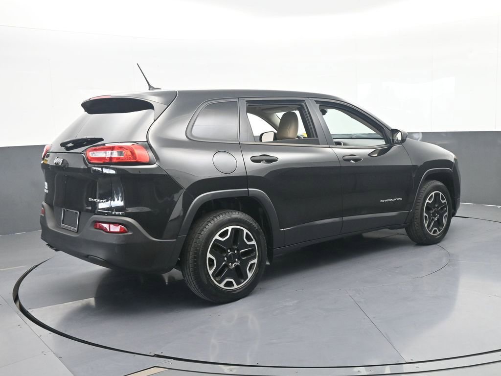 Used 2016 Jeep Cherokee Sport AWD/4WD image 6
