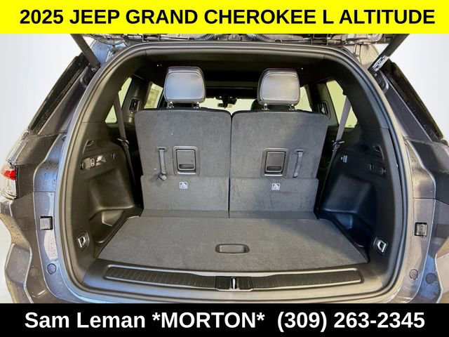 New 2025 Jeep Grand Cherokee L Altitude AWD/4WD image 26