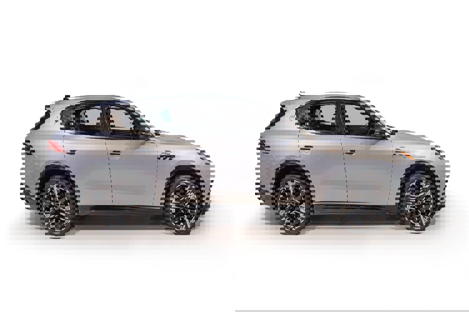 New 2025 Maserati Grecale Folgore image 8