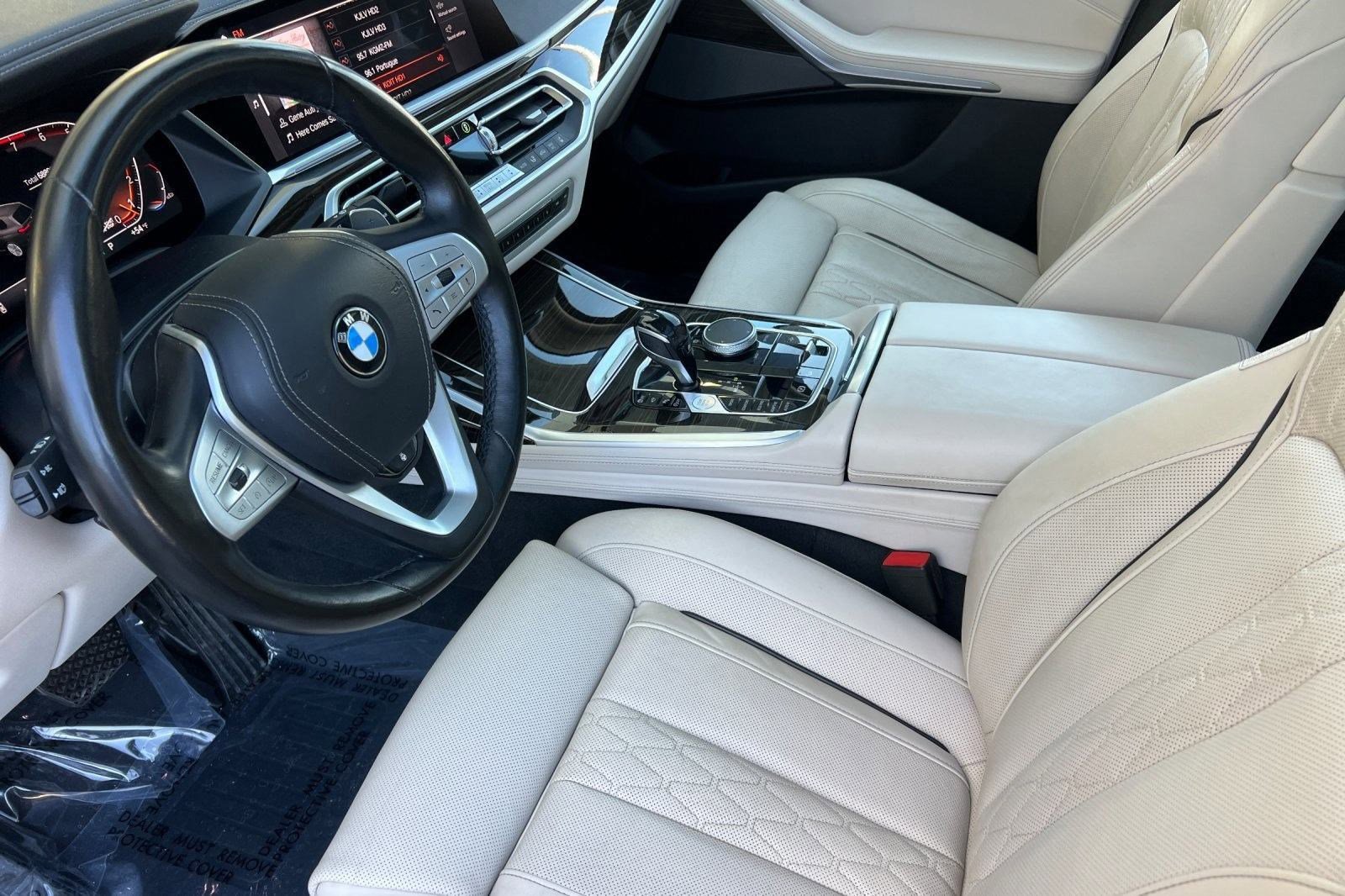 Used 2020 BMW X7 xDrive40i w/ Premium Package image 4