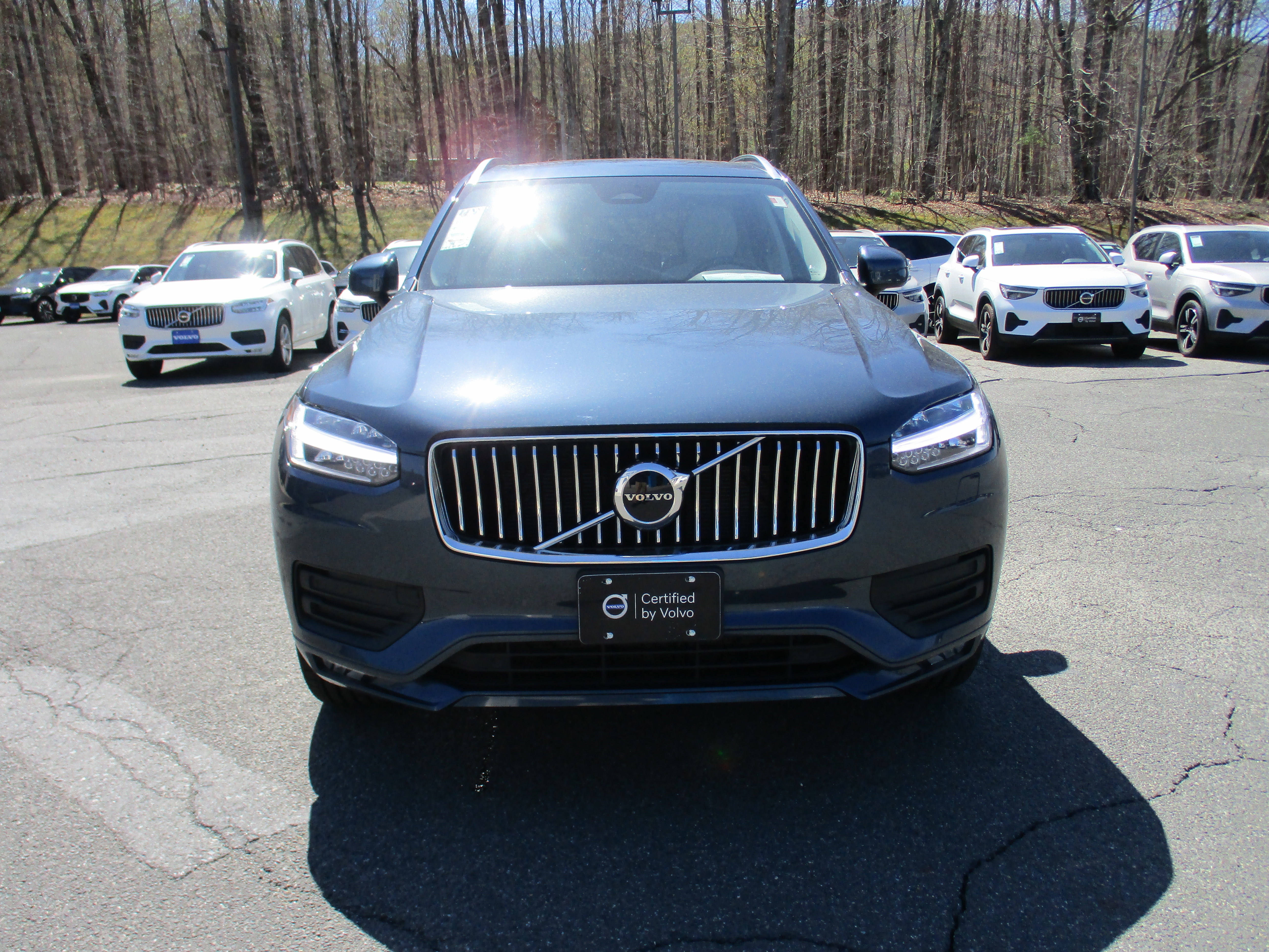 Certified 2023 Volvo XC90 B5 Core w/ Climate Package AWD/4WD image 2