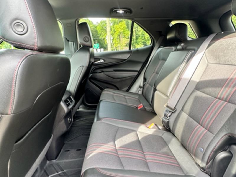 Used 2024 Chevrolet Equinox RS w/ LPO, Floor Liner Package FWD image 20