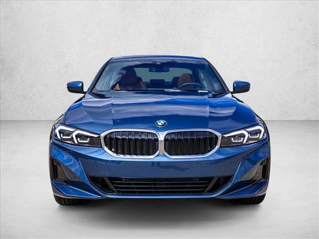 Certified 2025 BMW 330i xDrive Sedan w/ Convenience Package image 2
