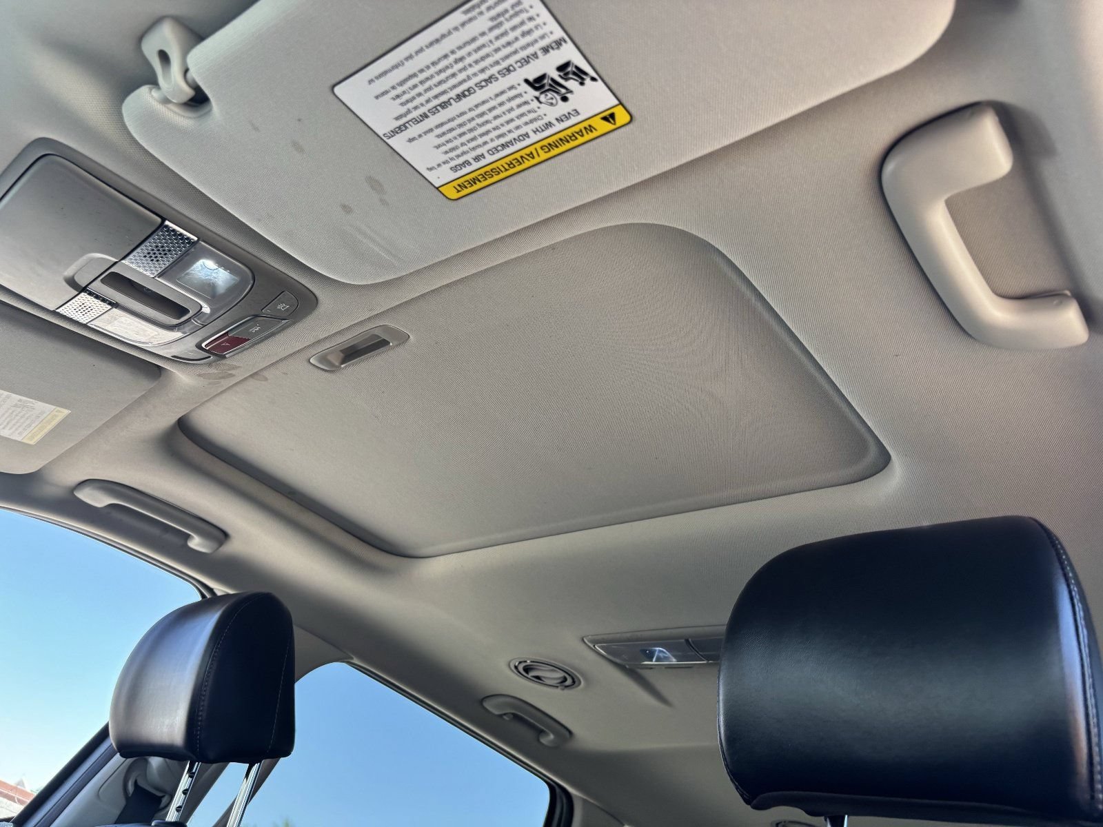 Used 2024 Kia Telluride S w/ S Sunroof Package FWD image 17