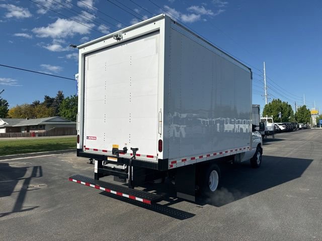 New 2026 Ford E-350 and Econoline 350 Super Duty w/ Driver's Safety Package RWD image 7