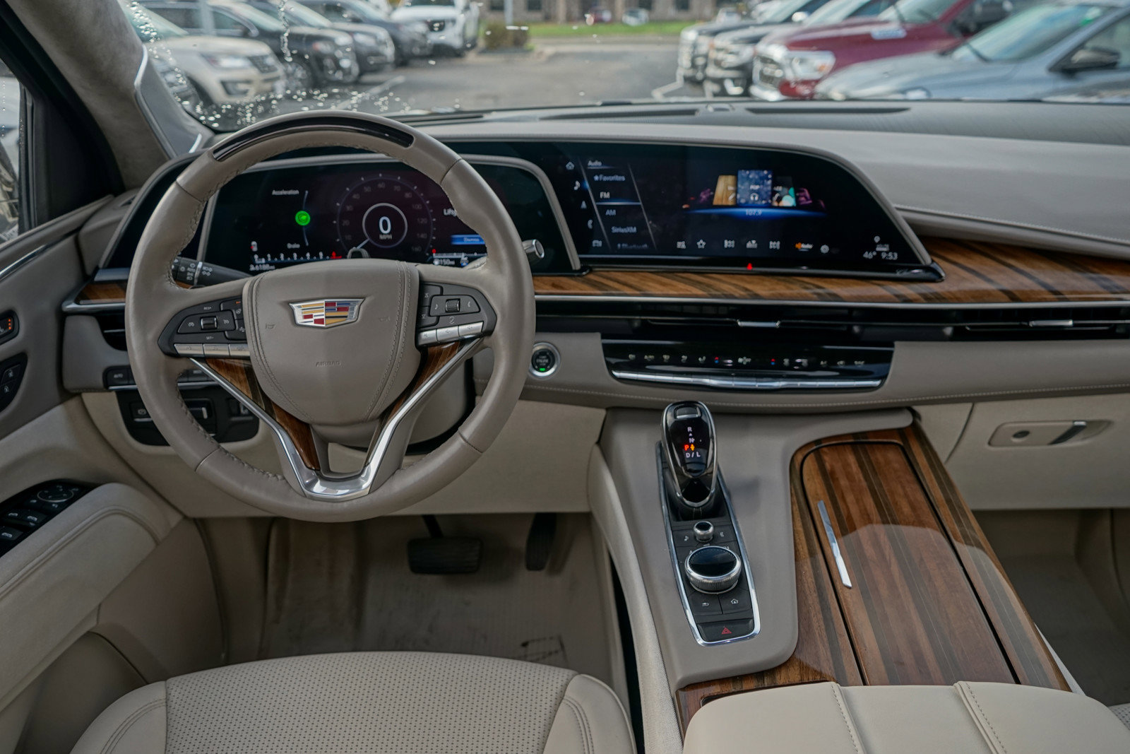 Used 2024 Cadillac Escalade ESV Sport Platinum image 13