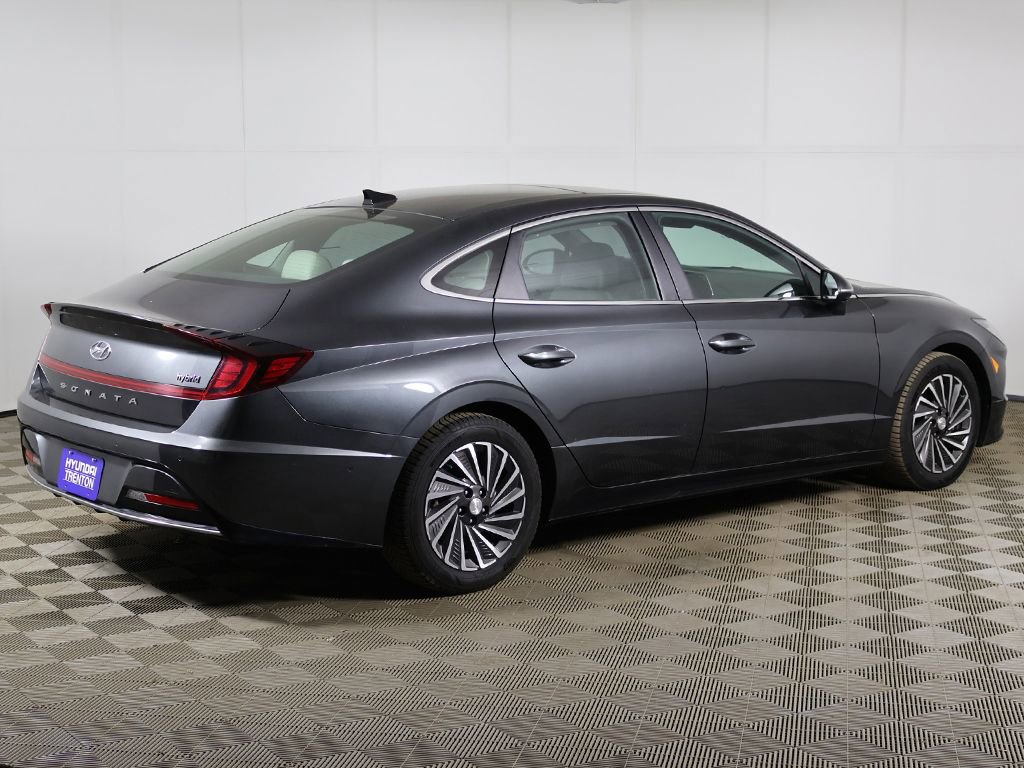 Used 2023 Hyundai Sonata Limited FWD image 14