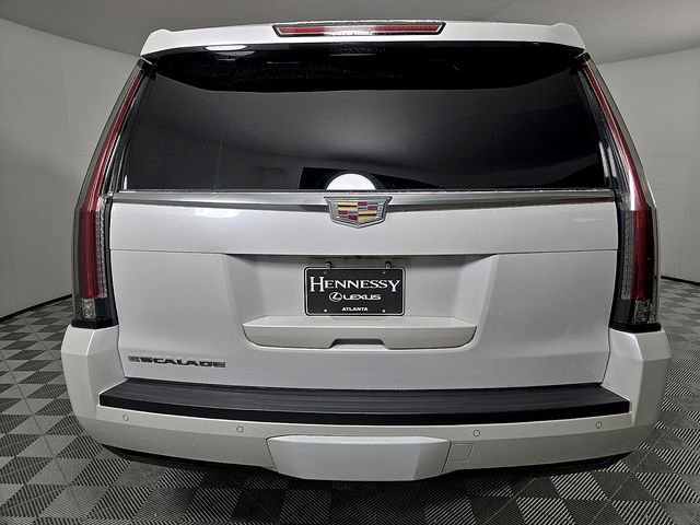 Used 2016 Cadillac Escalade Luxury image 6