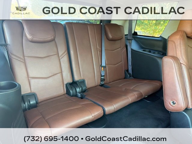 Used 2016 Cadillac Escalade Premium AWD/4WD image 12
