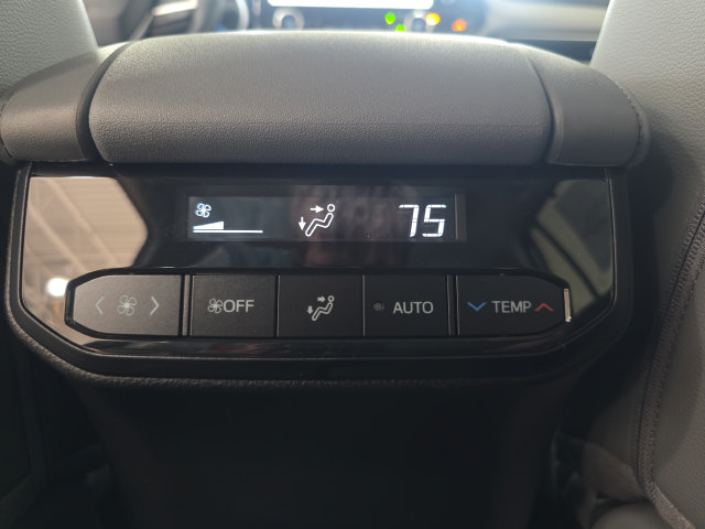 New 2026 Toyota Highlander Limited AWD/4WD image 29