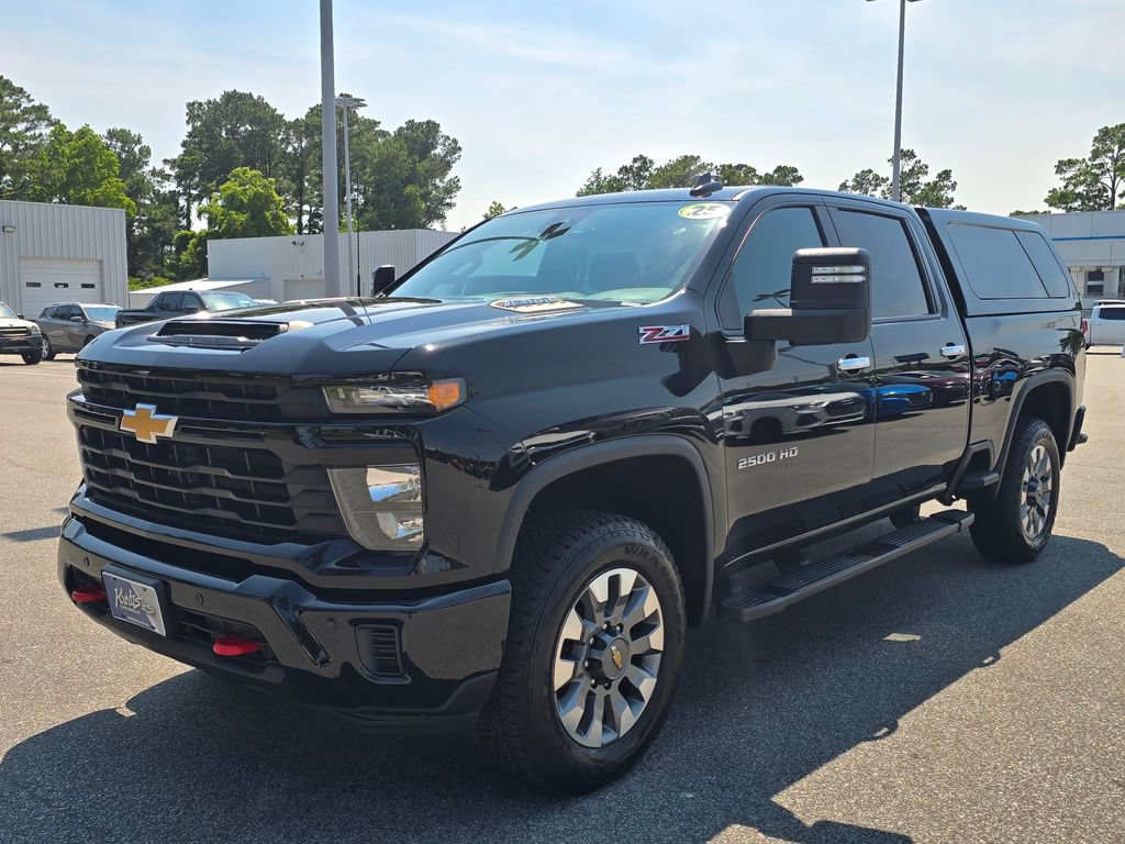 Used 2025 Chevrolet Silverado 2500 Custom w/ Custom Value Package