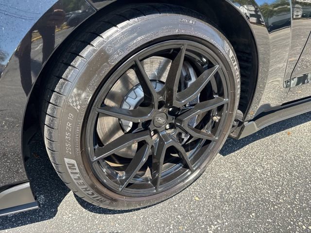 Used 2019 Ford Mustang Shelby GT350 w/ Technology Package image 13