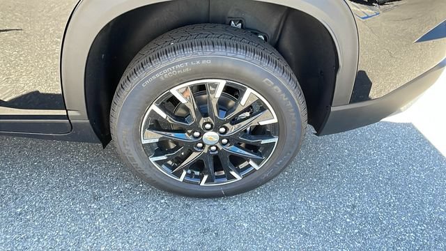 New 2026 Chevrolet Traverse LT w/ Sun and Wheel Package FWD image 31