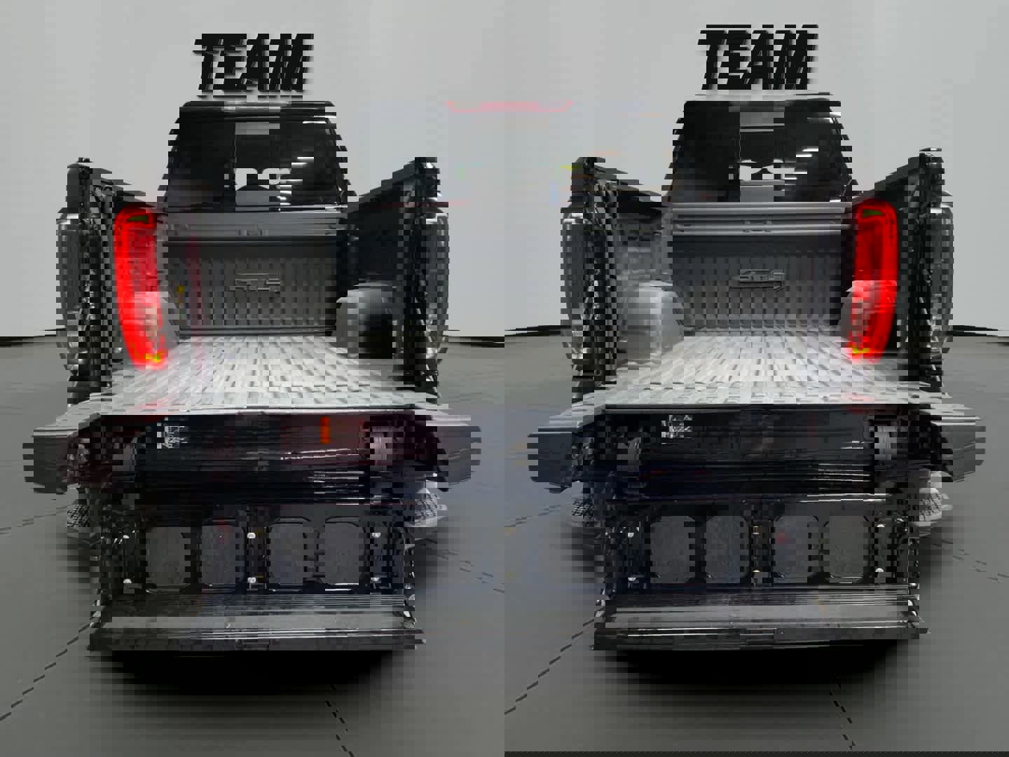 Used 2022 GMC Sierra 1500 AT4 w/ AT4 Preferred Package image 5