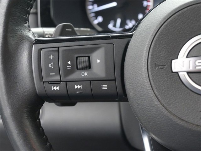 Used 2023 Nissan Pathfinder SL w/ Lighting Package (N92) image 2