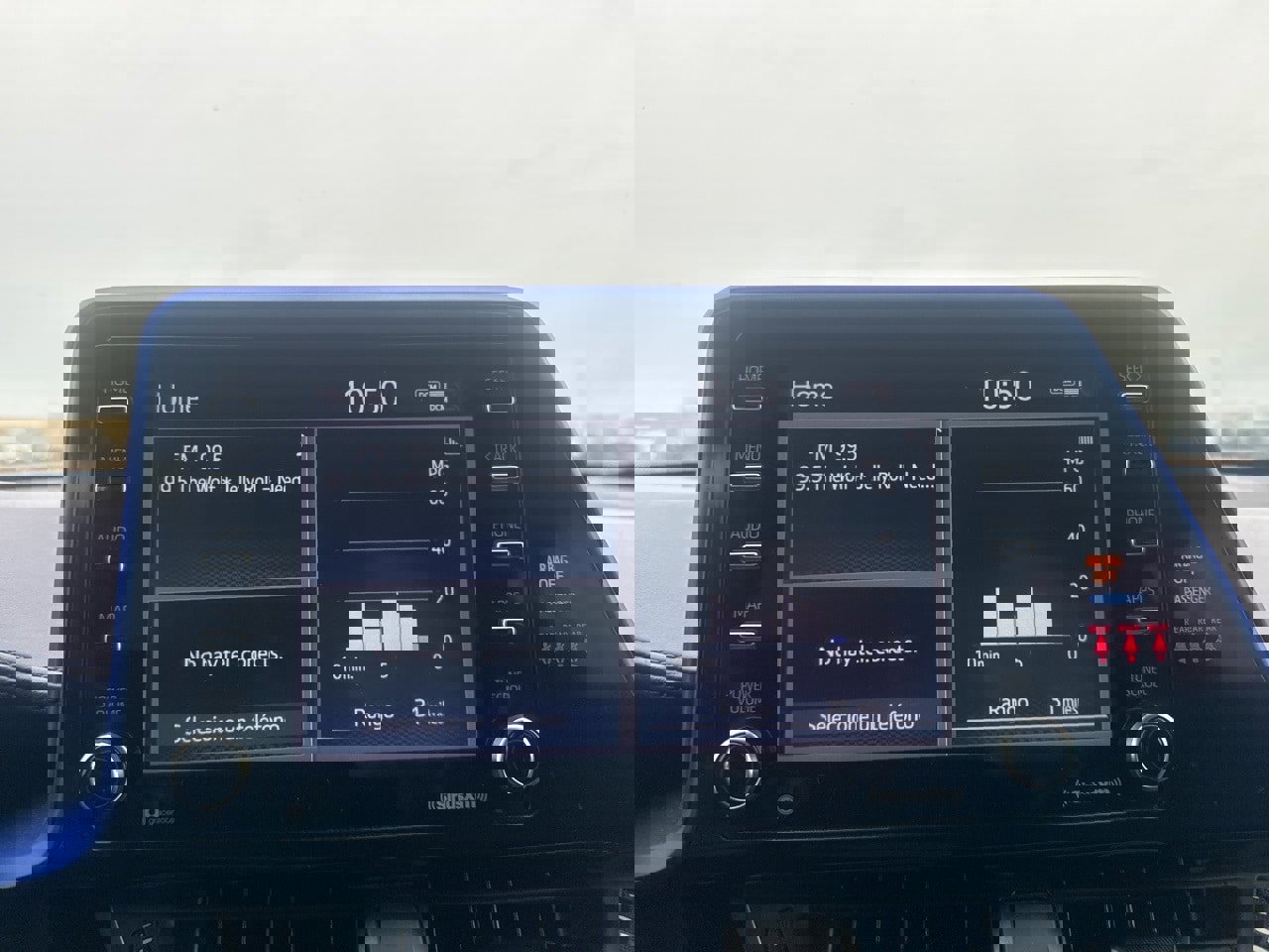 Used 2020 Toyota C-HR XLE image 41