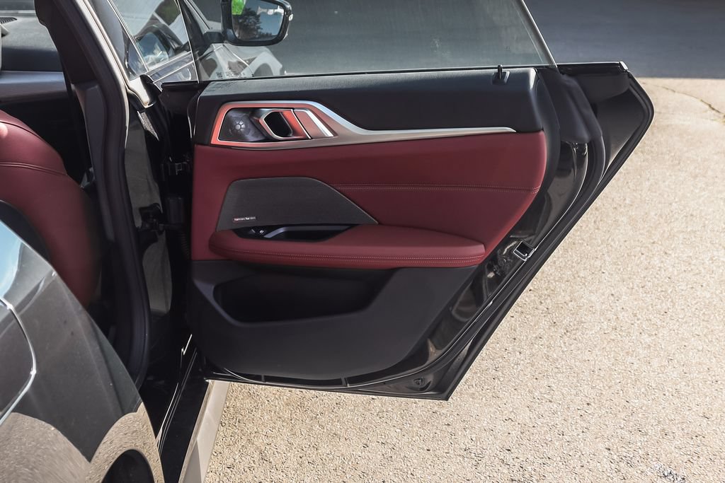 Used 2025 BMW i4 xDrive40i w/ M Sport Package AWD/4WD image 19