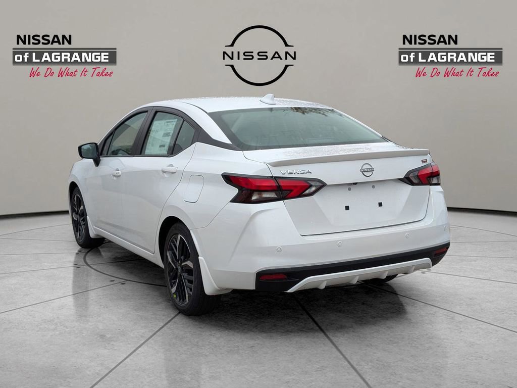 New 2025 Nissan Versa SR w/ Trunk Package image 7