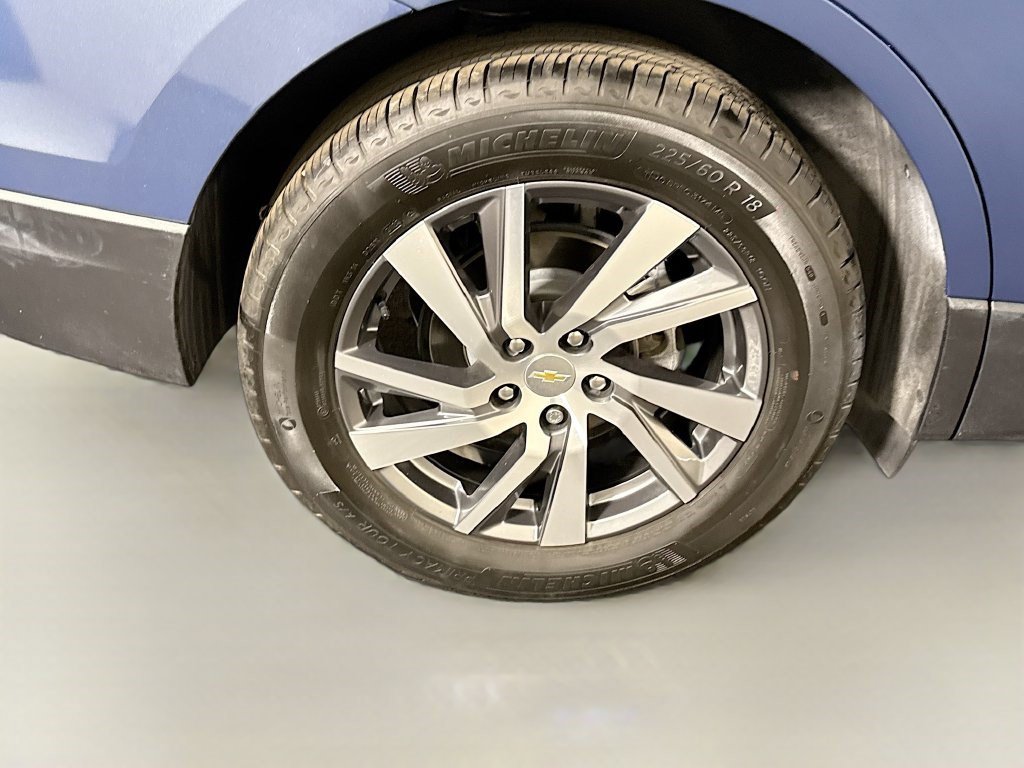 Used 2024 Chevrolet Equinox LT FWD image 32