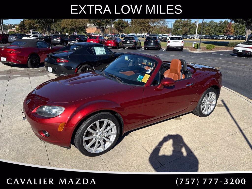 Used 2008 MAZDA MX-5 Miata Grand Touring w/ Premium Pkg RWD image 17