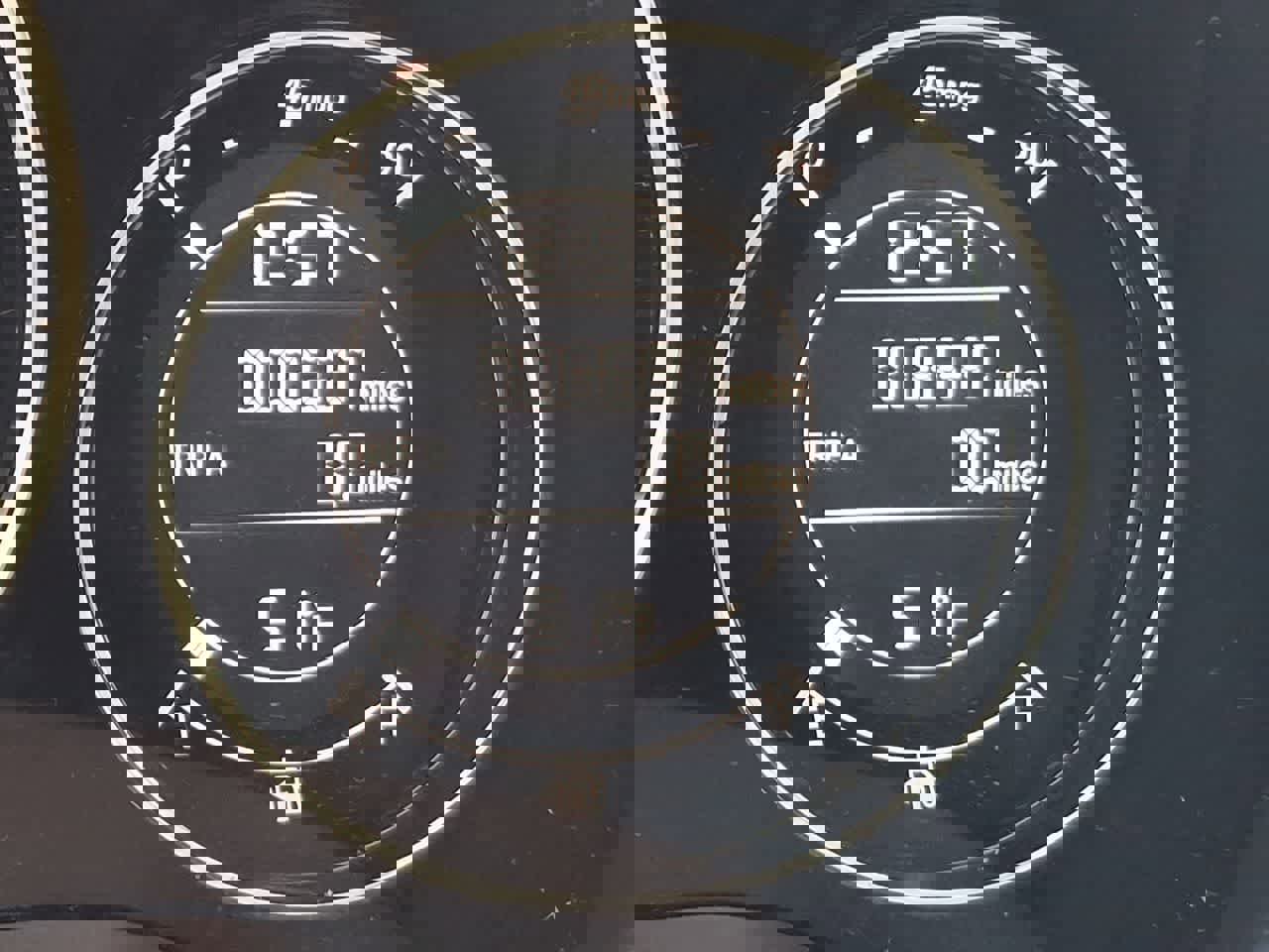 Used 2022 Honda HR-V LX image 19