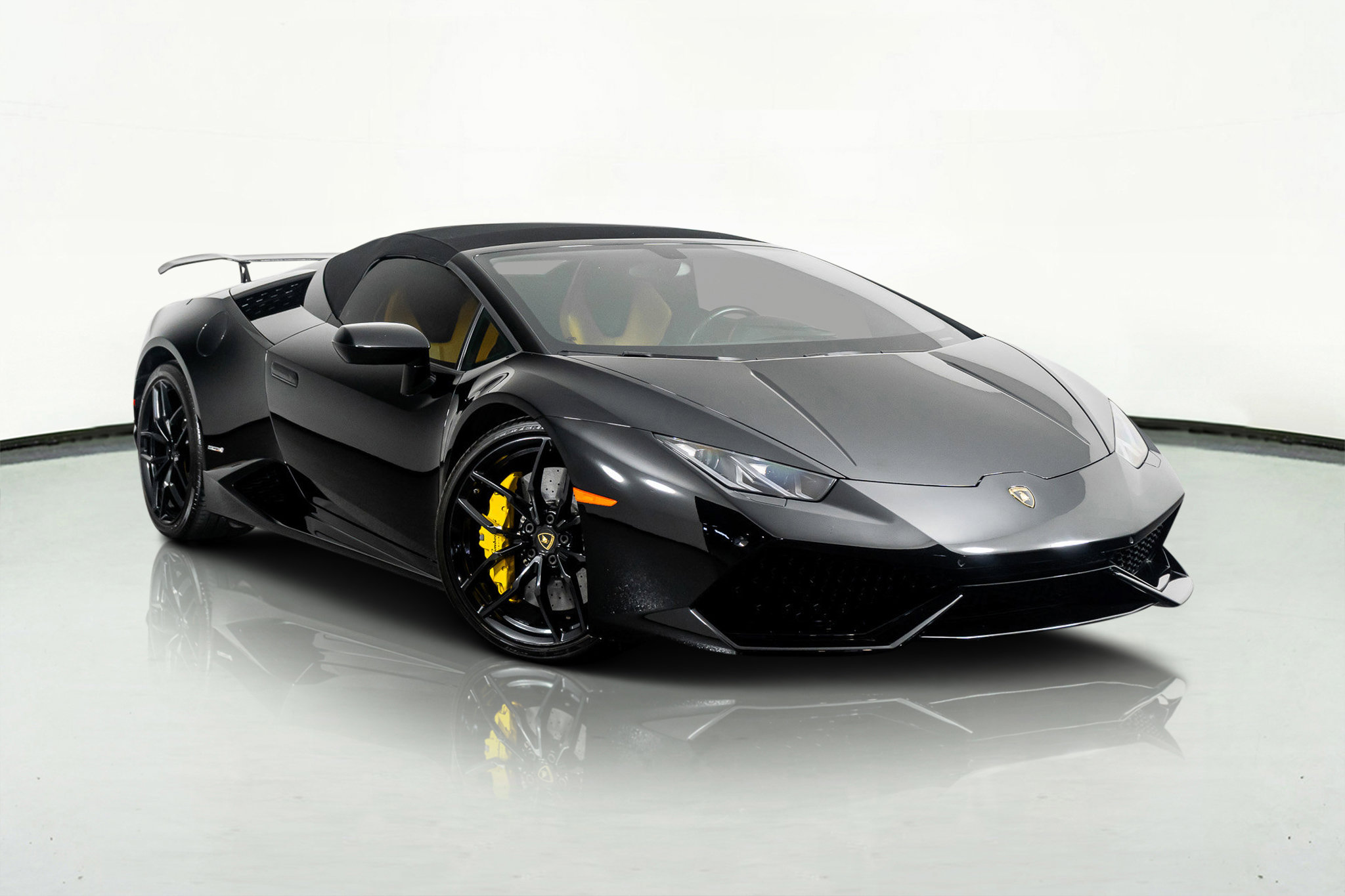 Used 2016 Lamborghini Huracan LP 610-4 image 4
