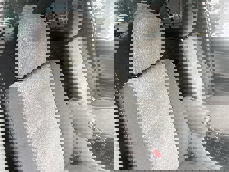 Used 2010 Honda Accord LX image 28