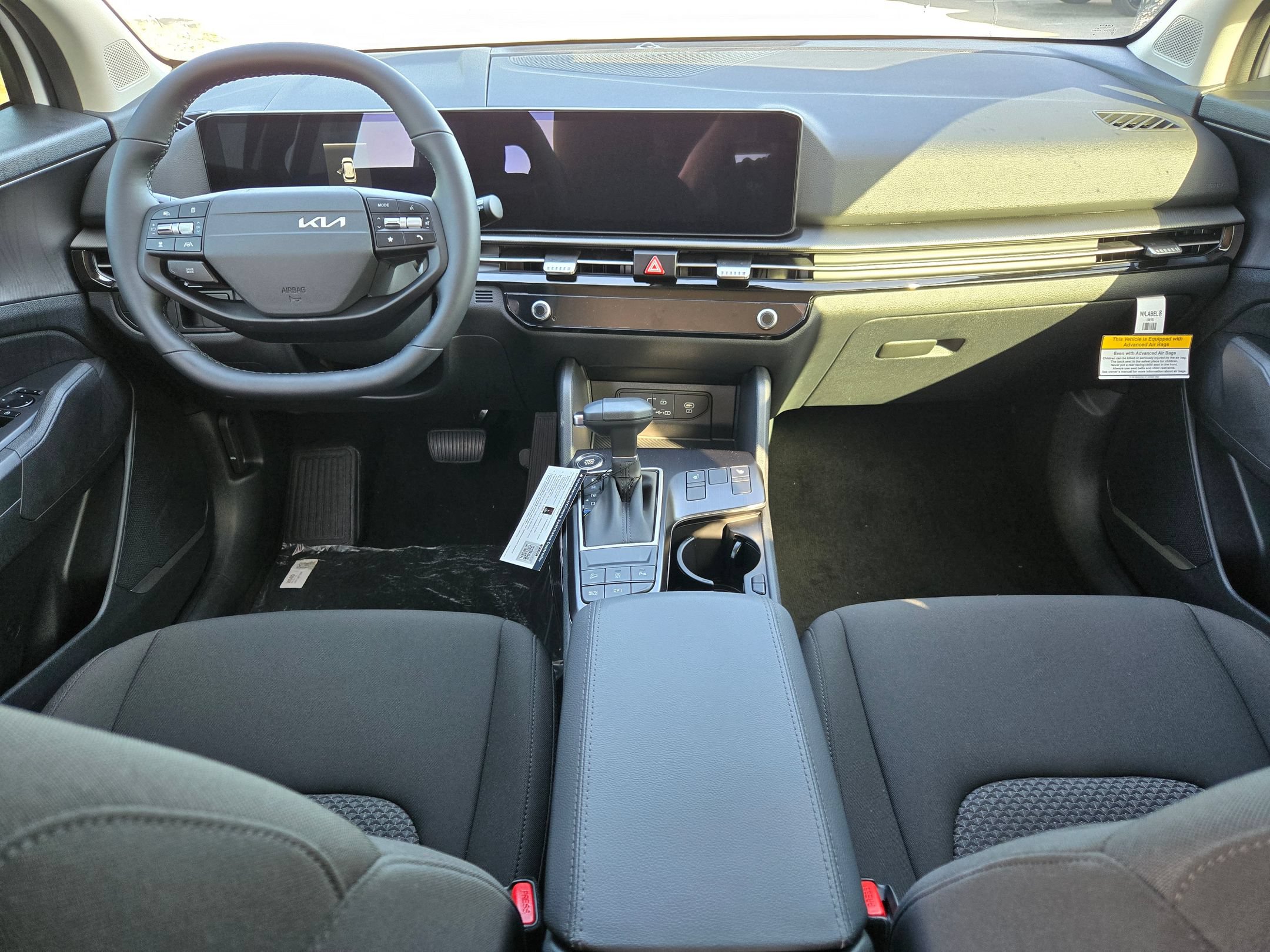 New 2026 Kia Sportage LX w/ LX Convenience Package FWD image 9