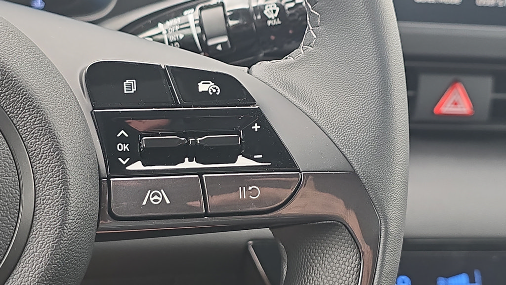 New 2026 Hyundai Elantra Sport FWD image 25