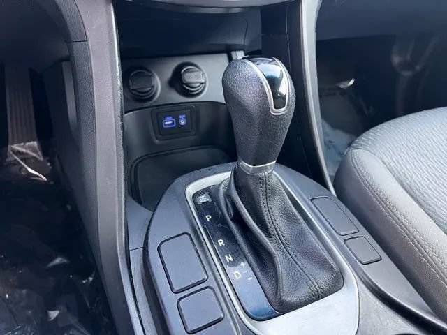 Used 2017 Hyundai Santa Fe SE AWD/4WD image 21