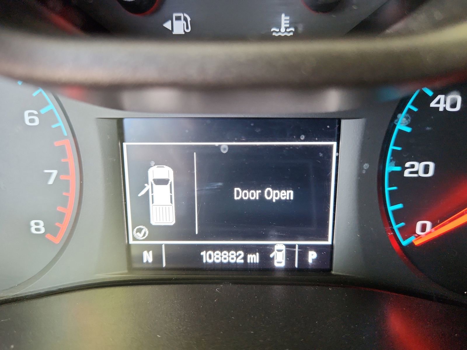 Used 2015 Chevrolet Colorado Z71 image 25